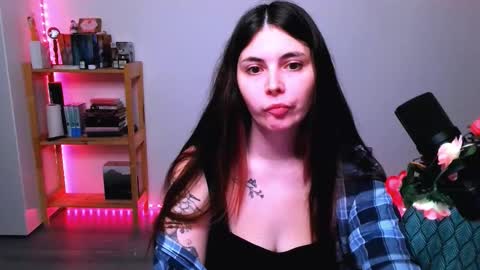 Peachy online show from 10.23.25