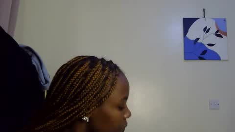 Snapshot of pearl_velvet chatting on 03.13.26 vel online show from 03.13.26