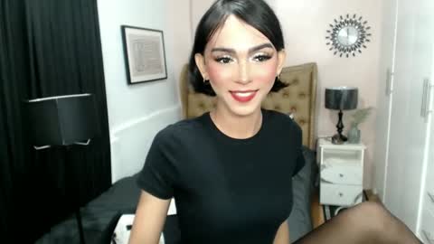 Pearl online show from 02.23.25