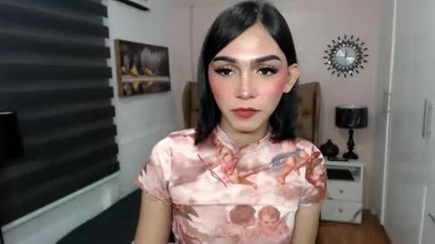 Pearl online show from 09.12.25