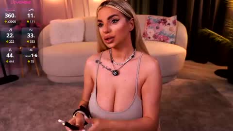 Snapshot of pearlplenty chatting on 06.17.26 Pearl online show from 06.17.26