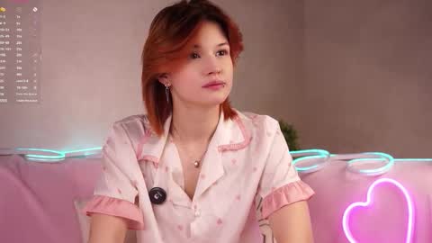 Lily online show from 10.07.25