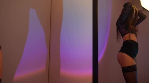 Pelagy Show time 2-10 pm Dubai time zone online show from 12.12.24