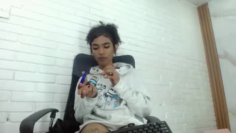 Penelopee Rouse online show from 11.04.25