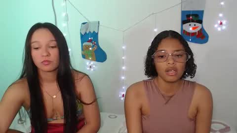 penelopeh_ online show from 12.03.25