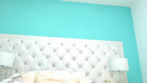 Penelope Laurent online show from 10.31.25