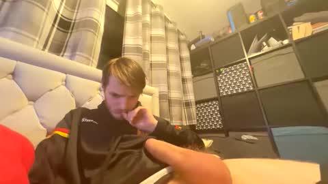 Penguin online show from 02.19.26