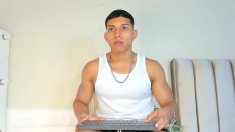 Snapshot of percy_god chatting on 09.19.25 percy_god online show from 09.19.25