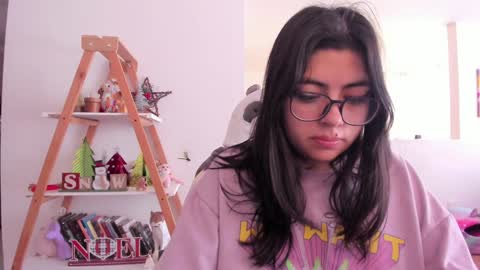 Sarah Ana Banana online show from 12.31.24