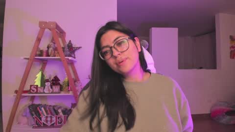 Sarah Ana Banana online show from 01.03.25