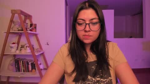 Sarah Ana Banana online show from 02.13.25