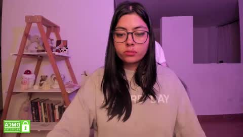 Sarah Ana Banana online show from 02.24.25