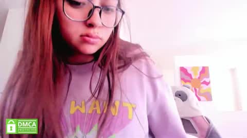 Sarah Ana Banana online show from 09.25.25