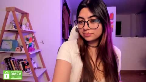 Snapshot of perfect__ana chatting on 04.21.26 Sarah Ana Banana online show from 04.21.26