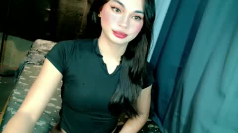 Snapshot of perfect_cum69 chatting on 04.30.26 ronna babe online show from 04.30.26