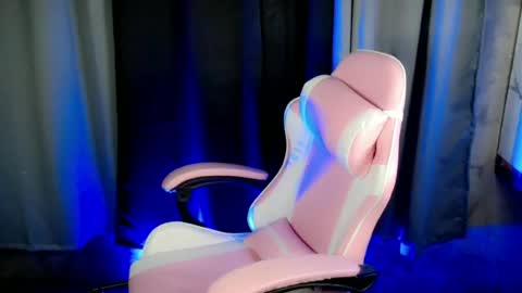 Snapshot of perfect_cum69 chatting on 06.22.26 ronna babe online show from 06.22.26