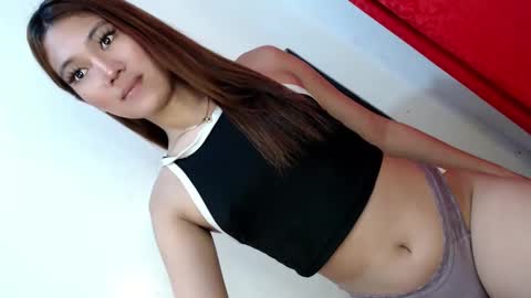 Reign online show from 02.02.25