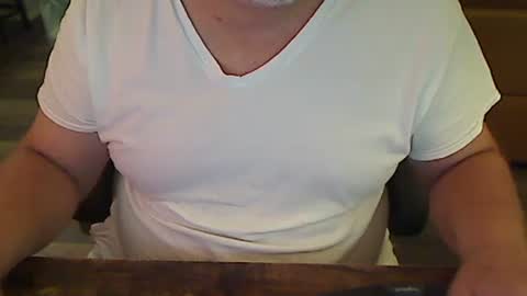 Snapshot of perfecto1957 chatting on 12.25.24 perfecto1957 online show from 12.25.24