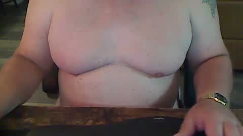 Snapshot of perfecto1957 chatting on 03.09.25 perfecto1957 online show from 03.09.25