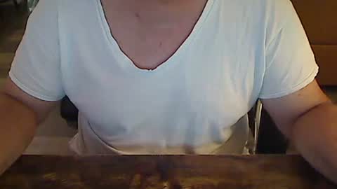 Snapshot of perfecto1957 chatting on 12.02.25 perfecto1957 online show from 12.02.25