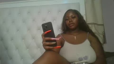 Snapshot of periwinkle20 chatting on 02.04.26 Taurus online show from 02.04.26