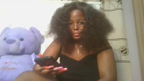 Snapshot of periwinkle20 chatting on 02.10.26 Taurus online show from 02.10.26