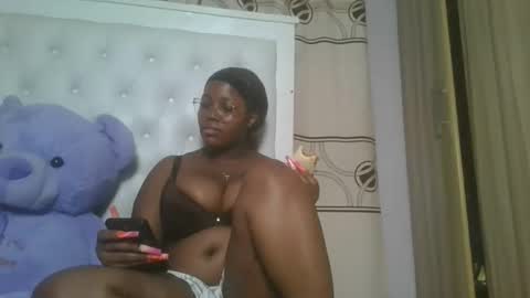 Snapshot of periwinkle20 chatting on 02.13.26 Taurus online show from 02.13.26