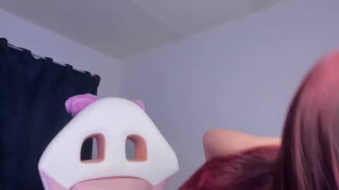 Perla online show from 12.19.24