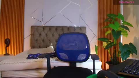  PERLA online show from 04.18.26