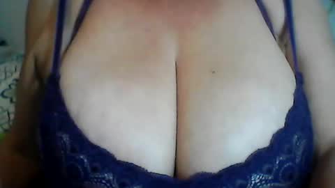 perlita070822 online show from 08.06.26