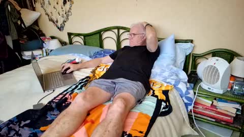 Snapshot of permacom chatting on 01.20.25 Permacom online show from 01.20.25