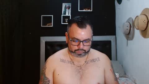 Snapshot of perverseveteranmanxxx chatting on 01.27.25 Carlos online show from 01.27.25