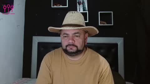 Snapshot of perverseveteranmanxxx chatting on 02.21.25 Carlos online show from 02.21.25