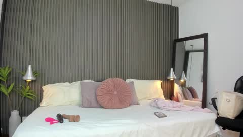 Lizza online show from 03.30.26