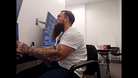 AKA perverted Step Daddy online show from 12.29.24