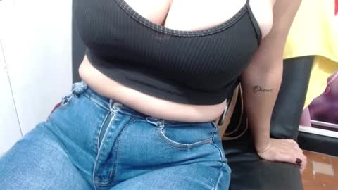  Nicole   online show from 02.22.25