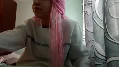 Snapshot of petalcoo chatting on 05.27.26 Kate online show from 05.27.26