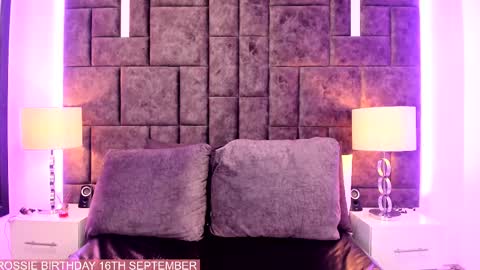 Im Rosse but u can call me Rossie or Rosita . online show from 09.16.25