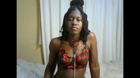 Snapshot of petite_anyaa chatting on 09.18.25 Anya online show from 09.18.25