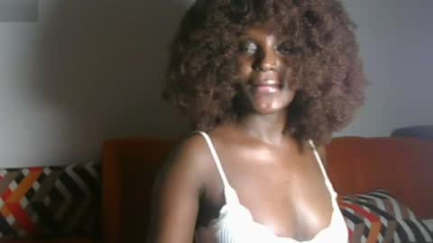 Snapshot of petite_asshley1 chatting on 06.12.26 Ashley online show from 06.12.26