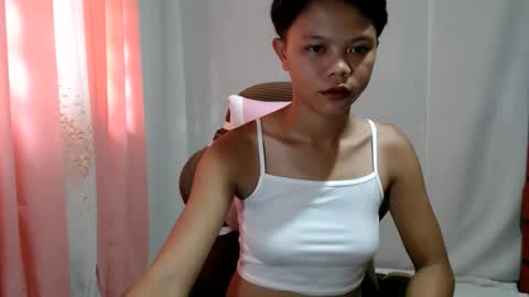 Snapshot of petite_remyy chatting on 05.26.26 petite_remyy online show from 05.26.26