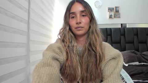 PetiteAlejaTs online show from 01.06.25