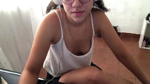 Mlian online show from 04.09.26