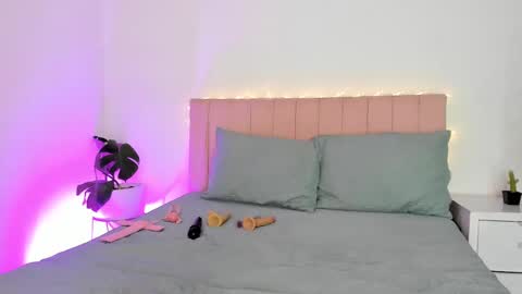 Danna  online show from 02.11.25