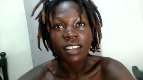 petiteme1 online show from 02.05.26