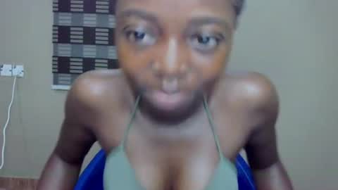 petitexxebony online show from 07.12.26