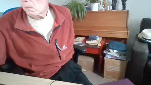 petitwilly online show from 02.19.25