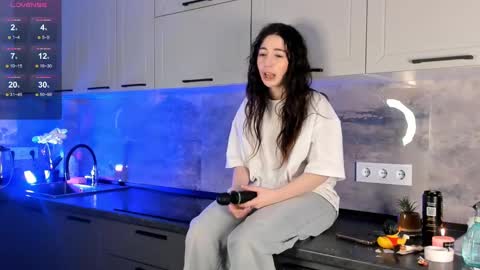 Emma online show from 12.26.24