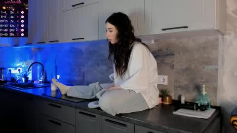 Emma online show from 12.30.24