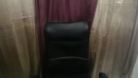 petty_boy777 online show from 01.10.26